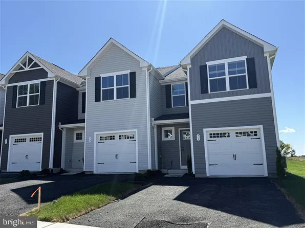 1614 Breckenridge Dr, Hagerstown, MD 21740