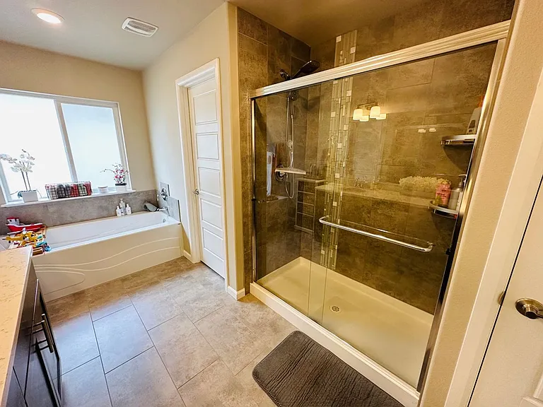 13768 SE 184th Pl — Photo 15