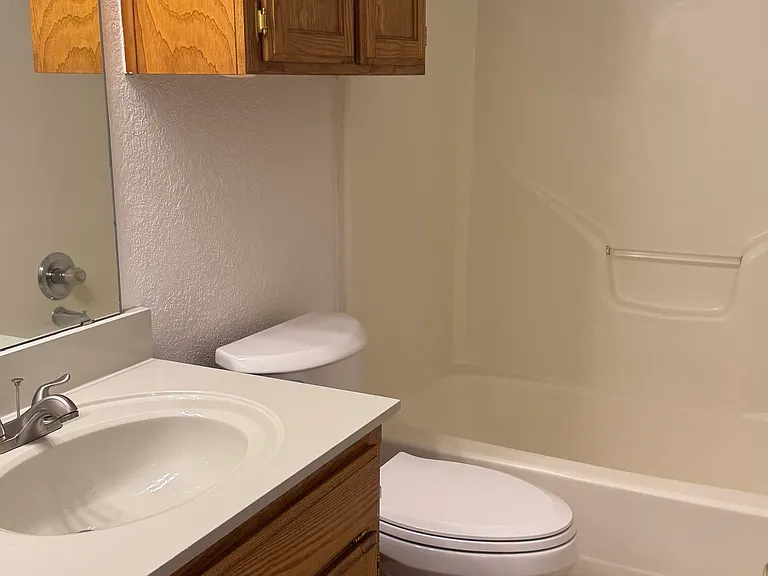 2421 Morning Glory Dr — Photo 18