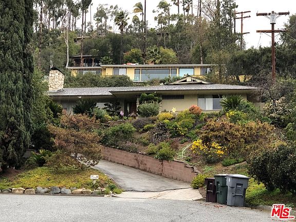 3rd image of 1434 N Louise St
