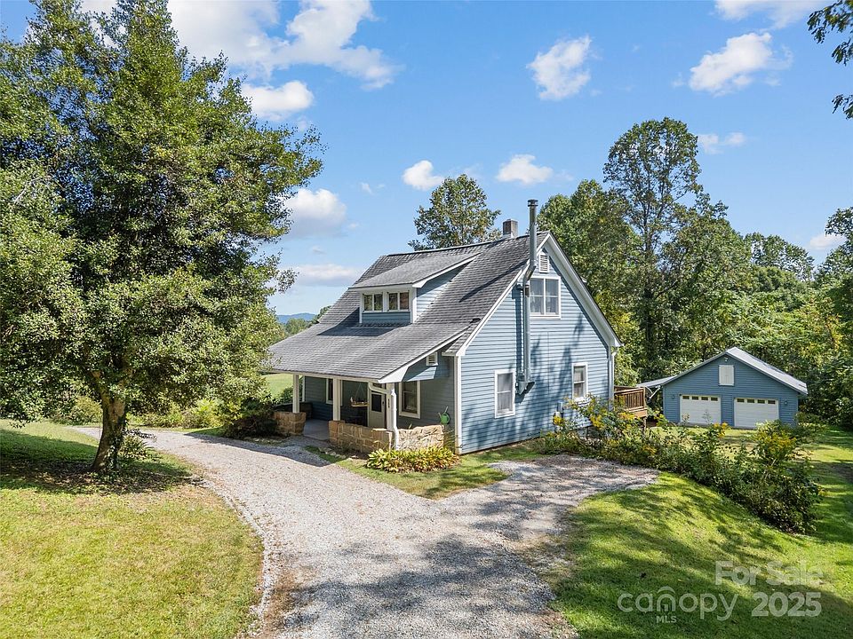 1st image of 560 Esseola Dr