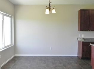 2318 14th St NW, Minot, ND 58703