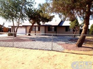 22158 Lone Eagle Rd, Apple Valley, CA 92308