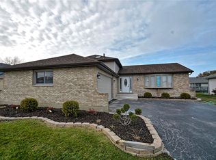 4428 Bretz Dr, Richton Park, IL 60471