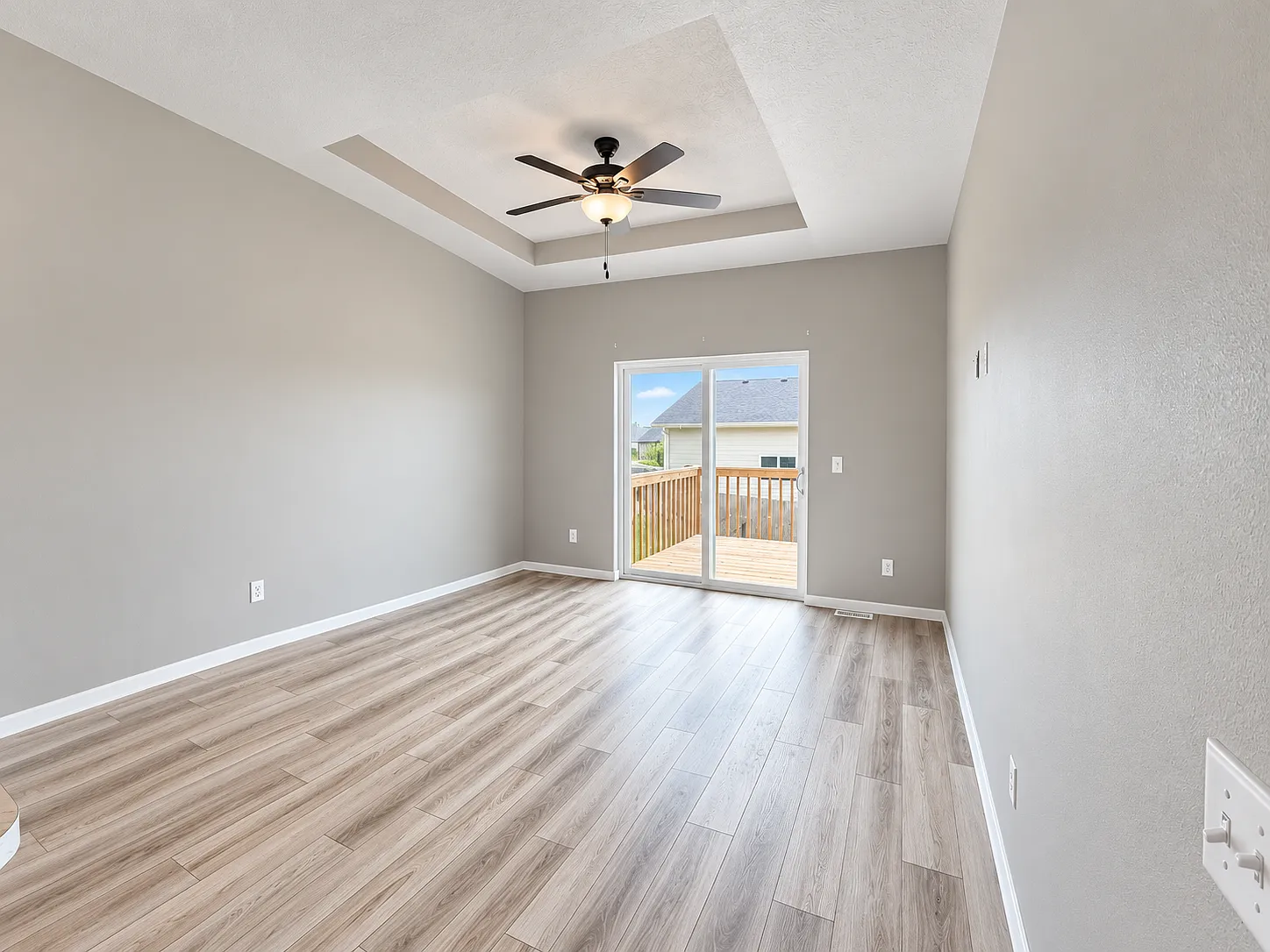 4 bed, 1704 sqft, $2,300 — Photo 4