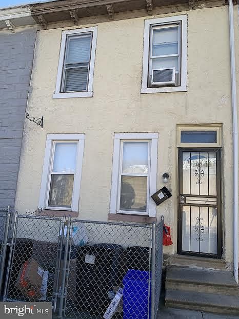 1st image of 1916 E Haines St