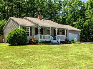 30 Boulder Dr, Gorham, ME 04038