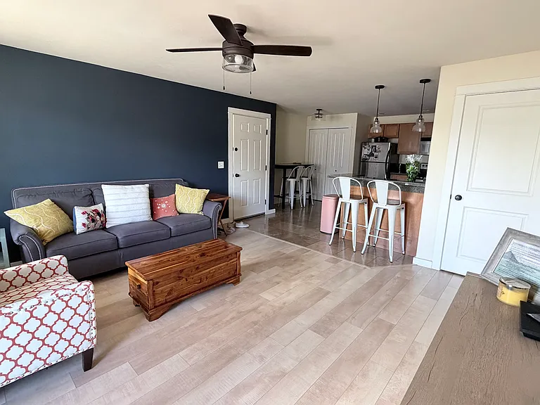 2242 Baxter Ln #8-A — Photo 2