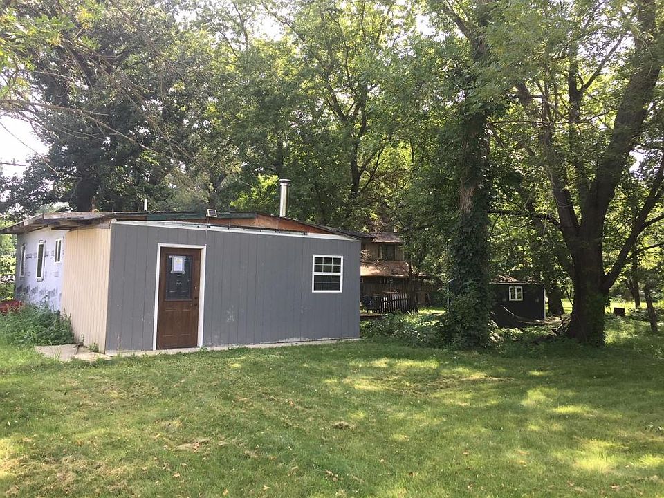 1st image of 25659 Frank St