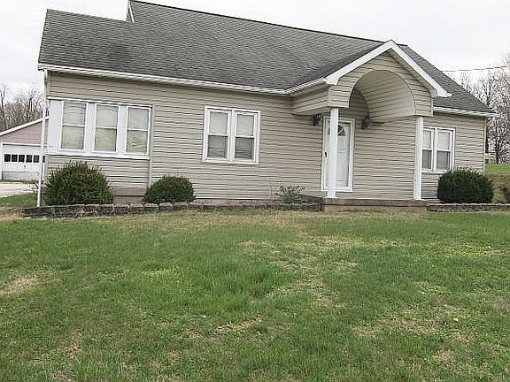 2nd image of 3212 Newton St