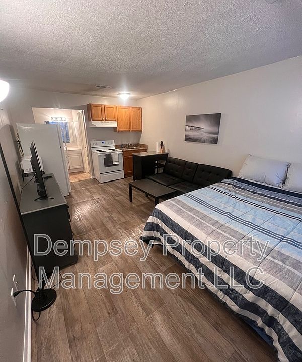 1st image of 139 39th St E APT 11