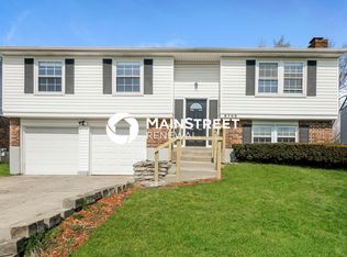 8709 Redcoat Ct, Louisville, KY 40291