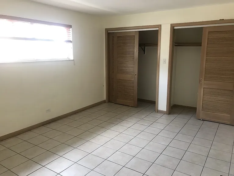 1425 W Touhy Ave #205 — Photo 5