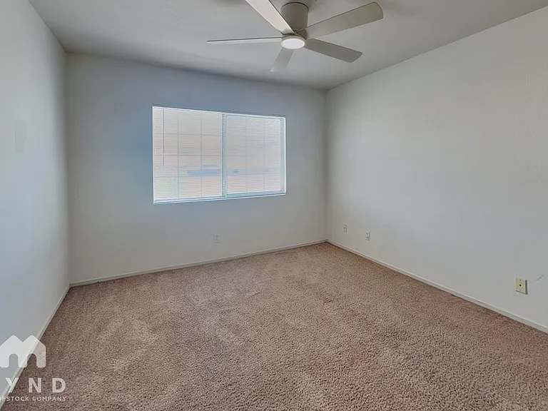 8042 Laurena Ave — Photo 12