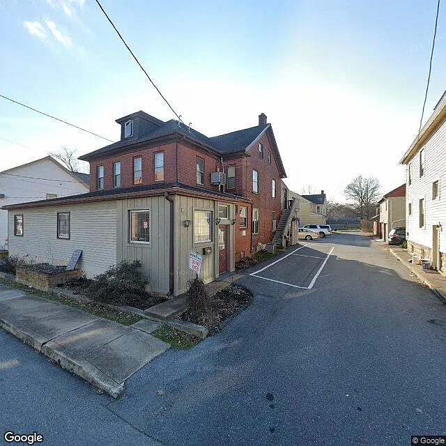 28 S Poplar St — Photo 1