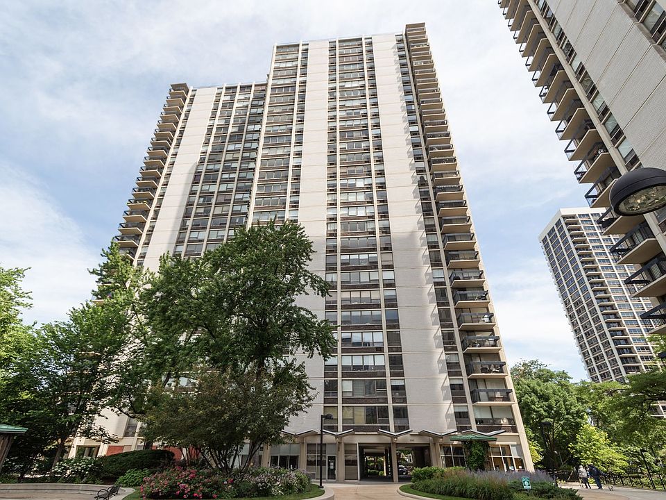 1st image of 1360 N Sandburg Ter APT 805