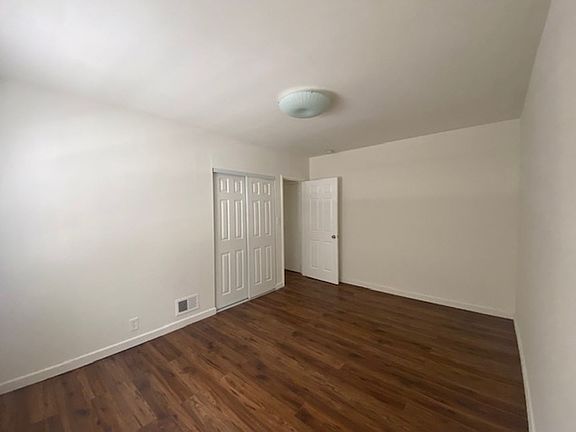 5th image of 1401 Havenhurst Dr APT 9