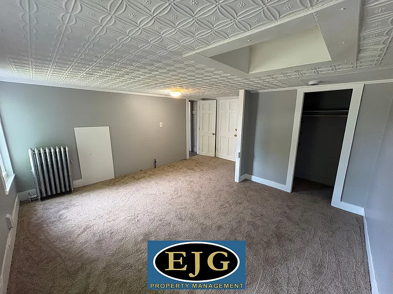 135 Pleasant St #3 — Photo 17
