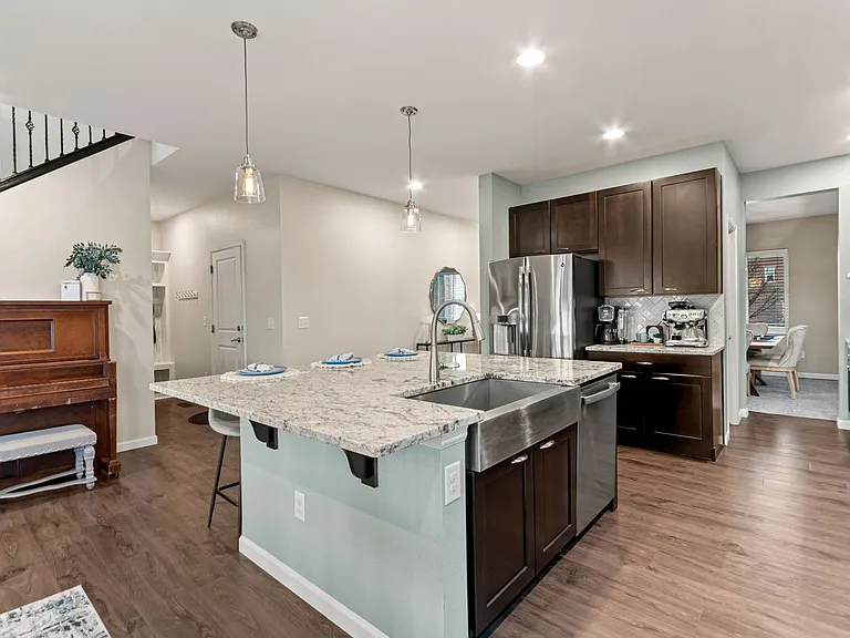 9337 Iron Mountain Way — Photo 13