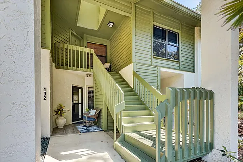 5230 SE Seascape Way #201 Photo 1