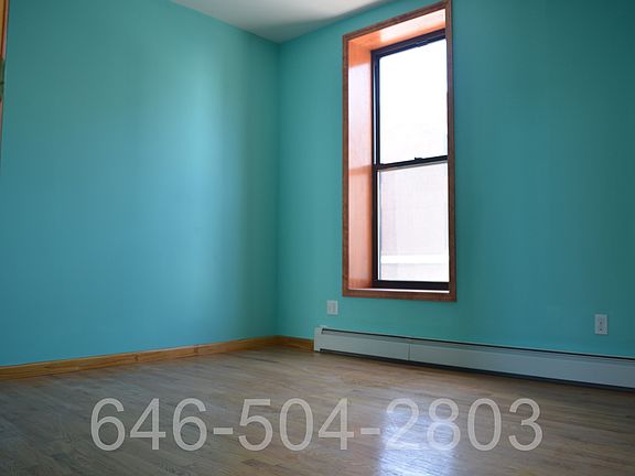 4th image of 163 Wilson Ave