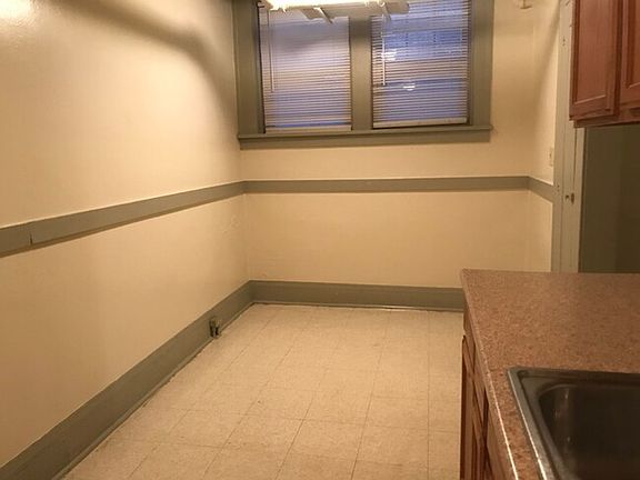 2nd image of 3240 W 98th St APT 7
