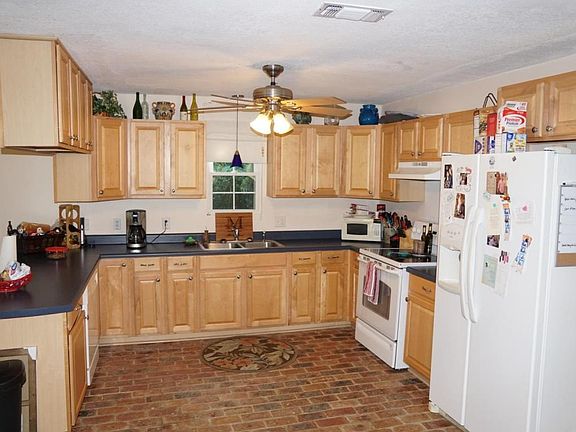 5th image of 10334 Riverroad Dr