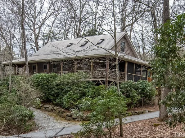 230 Woodland Hills Dr, Highlands, NC 28741