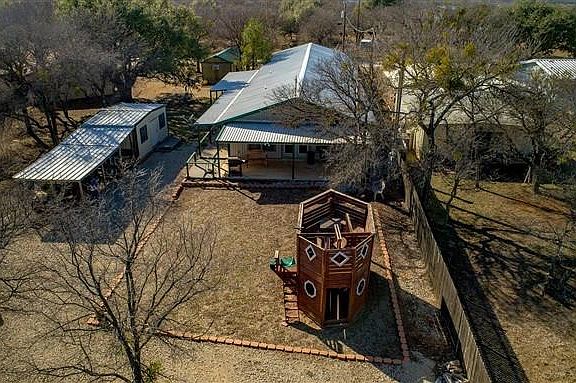 2nd image of 10199 Cliff Dr