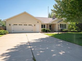 N454 Cape Cod Ave, Appleton, WI 54914