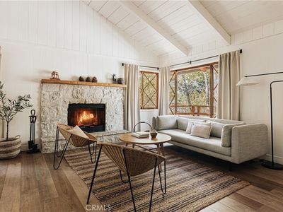 1304 E Country Club Blvd, Big Bear City, CA, 92314