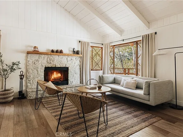 1304 E Country Club Blvd, Big Bear City, CA 92314