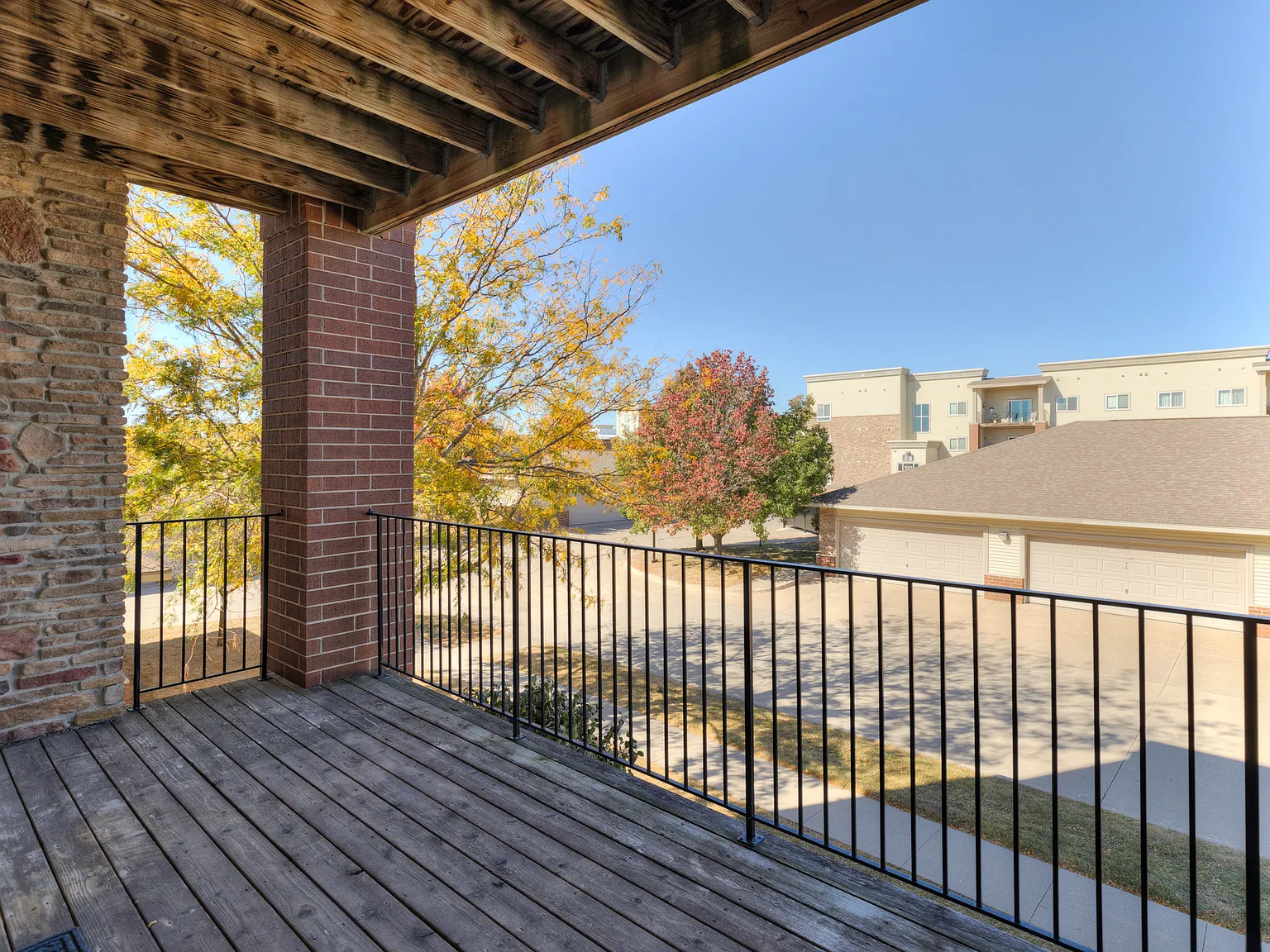 2 bed, 1185 sqft, $1,350 — Photo 4