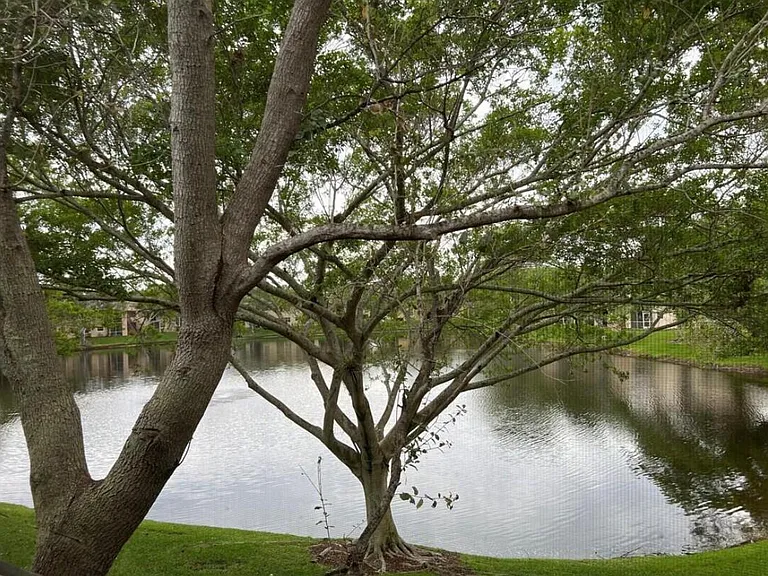 660 Cypress Club Way #L11 — Photo 9