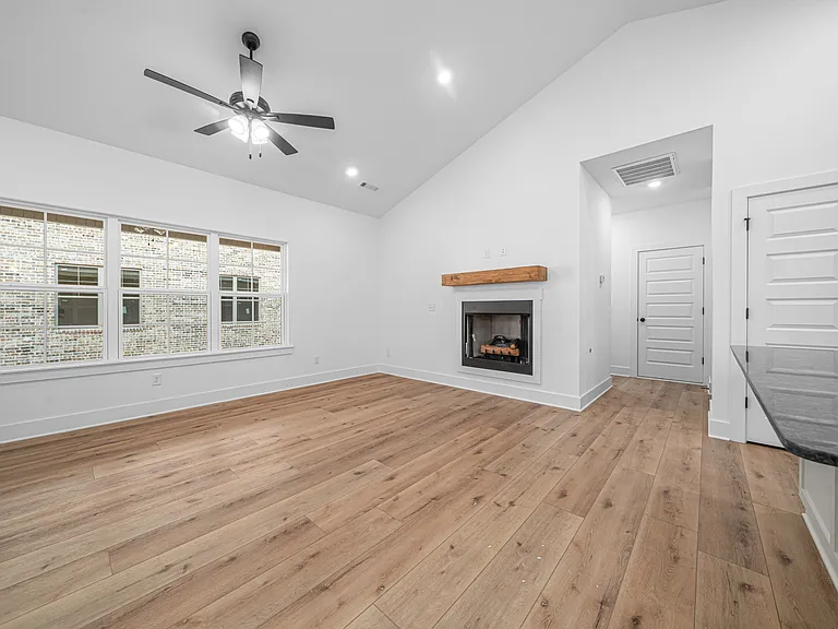 6819 Fir St — Photo 16