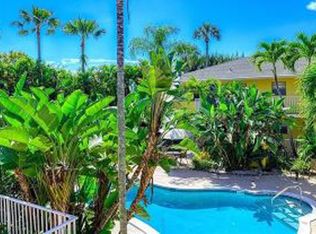 4290 Gulfstream Dr APT 16, Naples, FL 34112