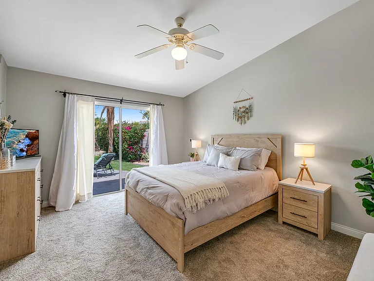 45740 Coldbrook Ln — Photo 14