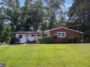 8102 Karl Rd, Alexandria, VA 22308