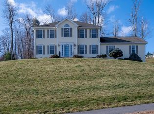 34 Clealand Cir, Rutland, MA 01543