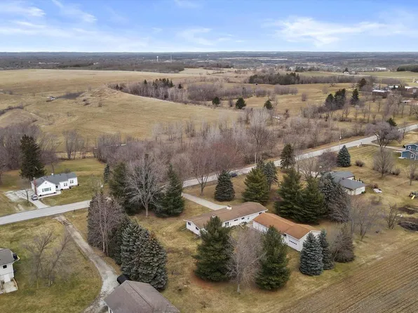 W2347 Swoboda ROAD, East Troy, WI 53120