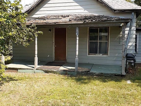 2nd image of 202 Sherman Ave SE