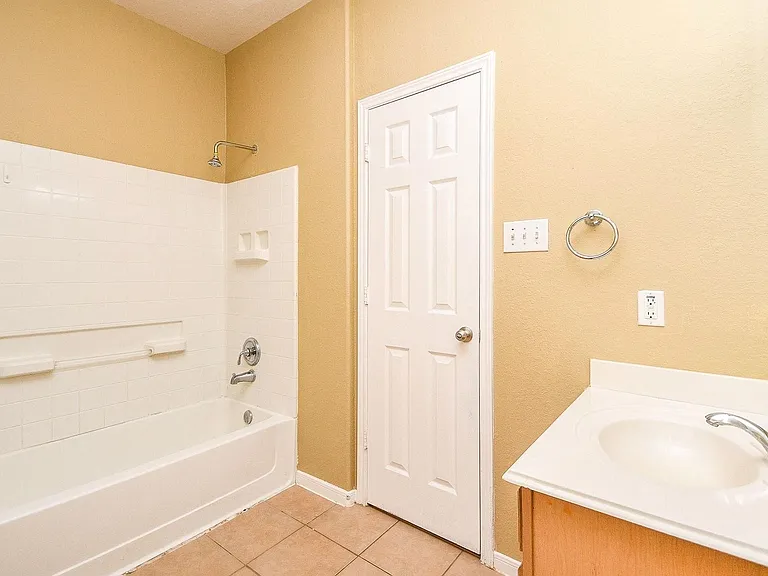 402 New Hope Ln — Photo 44