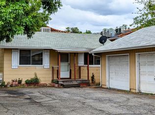 3020 C St, Redding, CA 96002