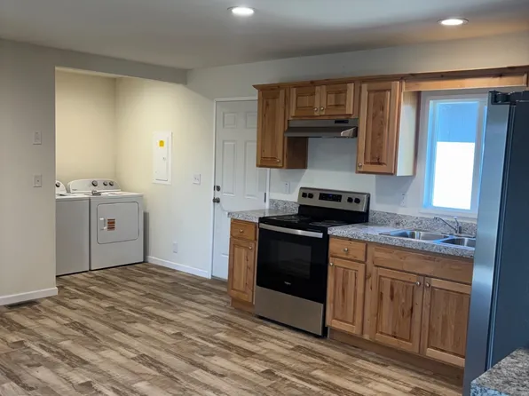 3831 Pacific Ave Space D2, Forest Grove, OR 97116