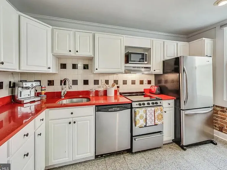 1810 California St NW #204 — Photo 13
