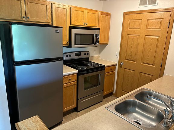 Kitchen. Laundry of the kitchen