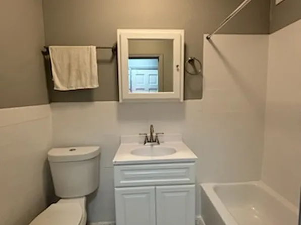 6106 Myrtle Ave #2, Ridgewood, NY 11385