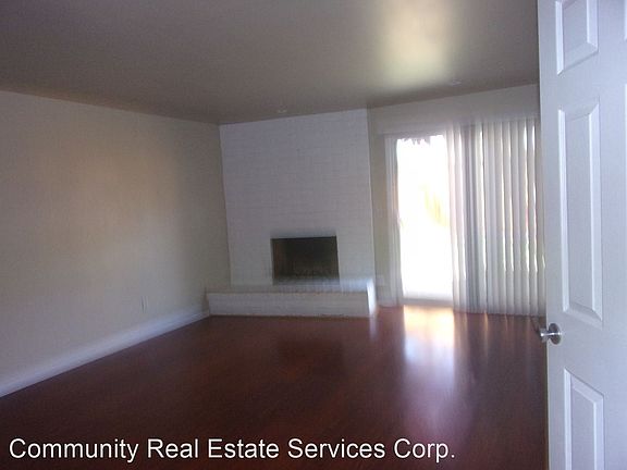 2nd image of 2821 Sunburst Dr