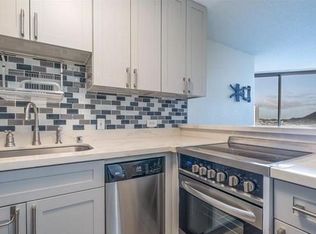 300 Wai Nani Way APT 2203, Honolulu, HI 96815