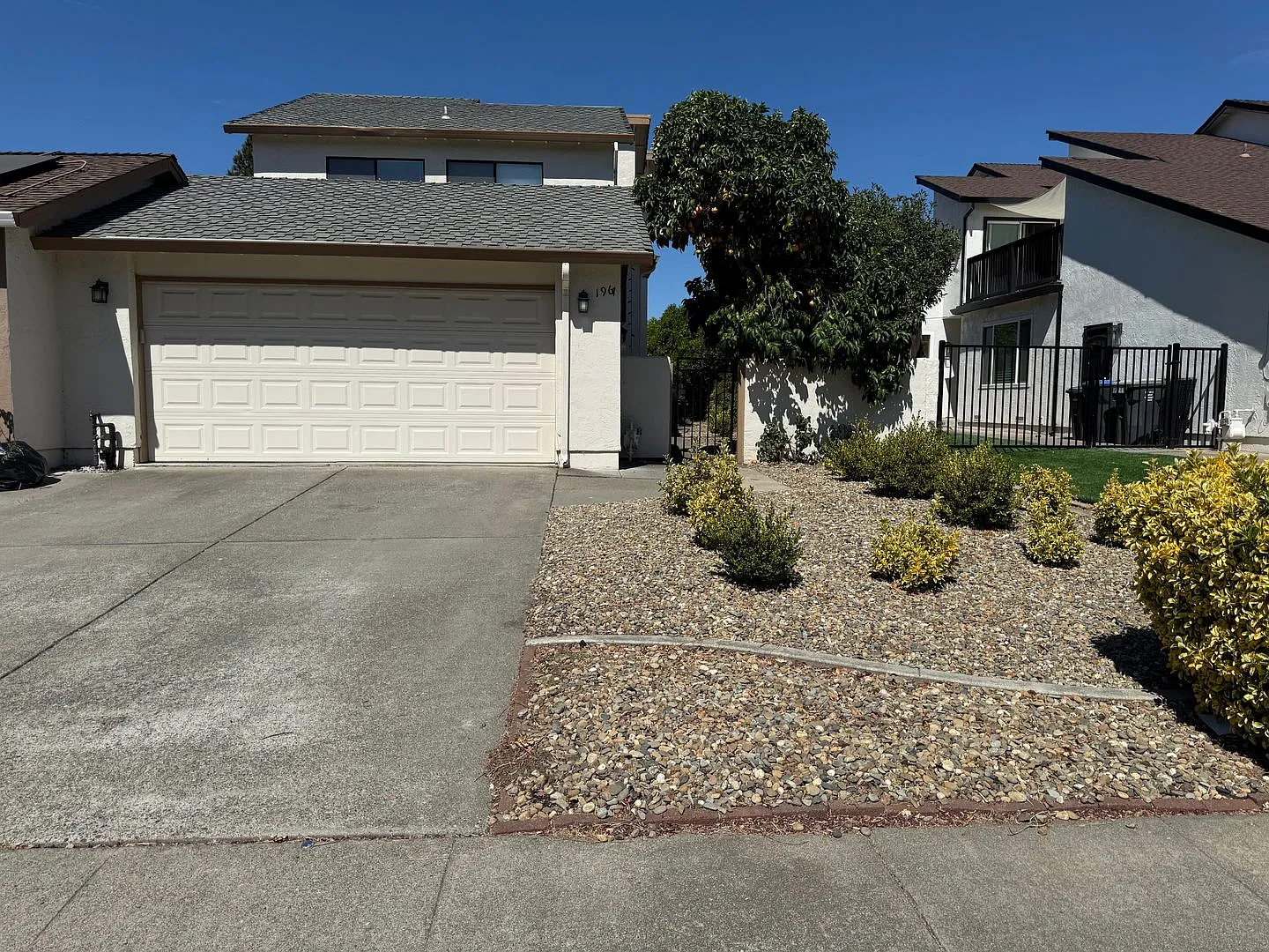 Westside Duet — Photo 1